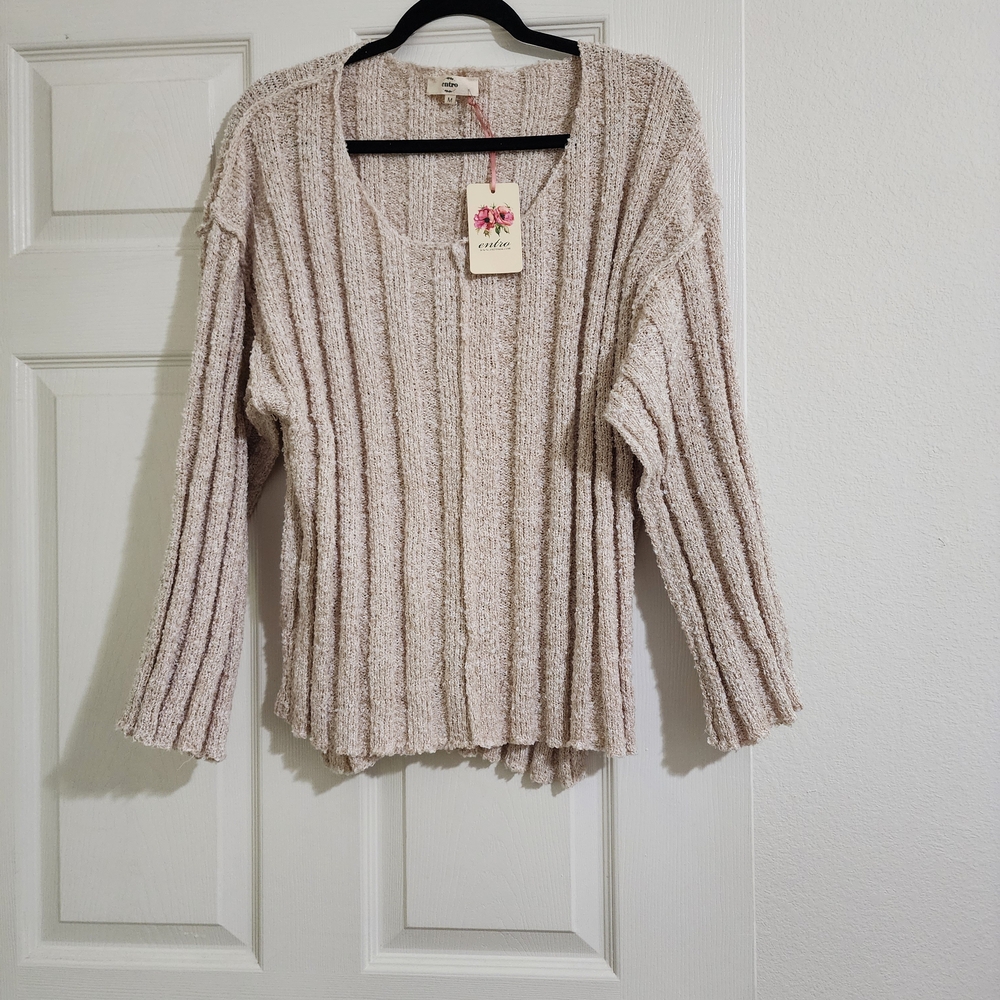 Entro Beige Sweater Size M NWT